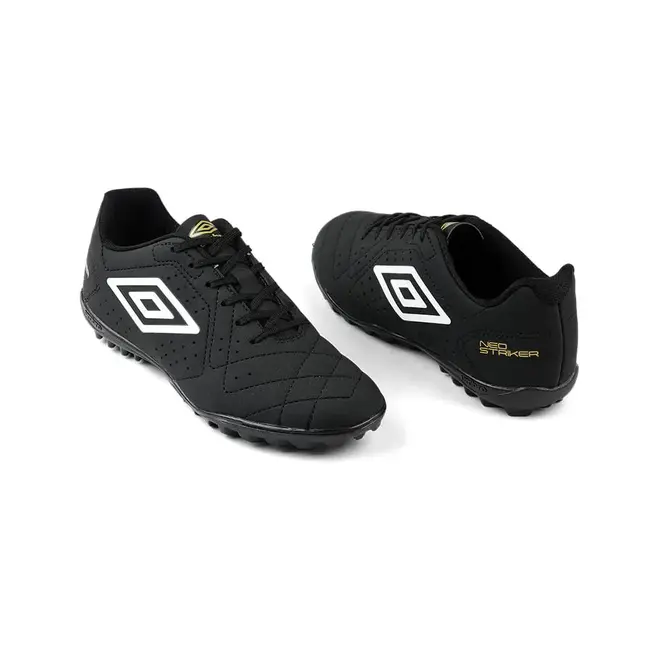 Chuteira Society Umbro Neo Strike