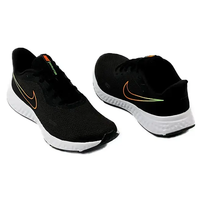 Tênis Esportivo Masculino Nike Revolution 5 - Preto