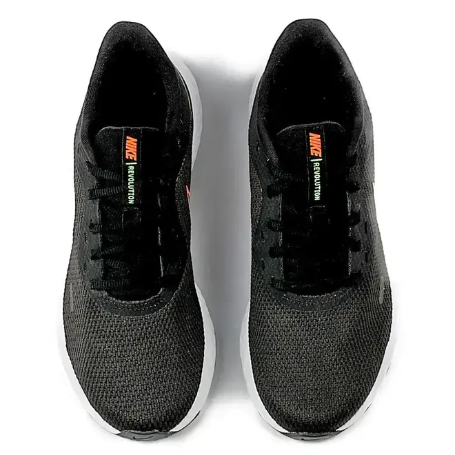 Tênis Esportivo Masculino Nike Revolution 5 - Preto