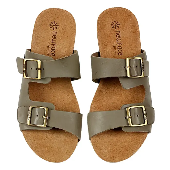 Tamanco Flat em Couro New Face - Oliva