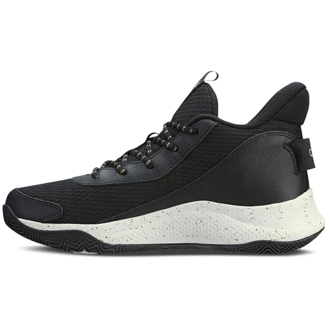 Kit 1 Tênis de Basquete Masculino Under Armour Curry 3Z7 e 1 pct com 3 pares de meia cano alto