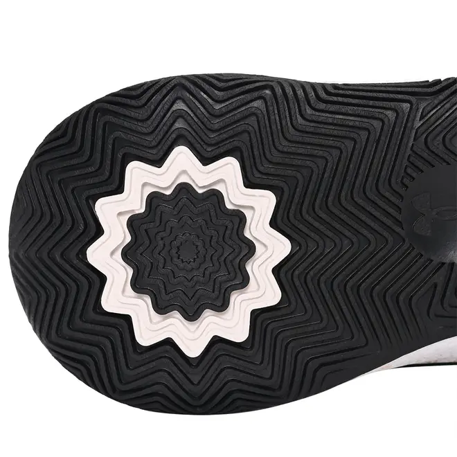 Tênis de Basquete Masculino Under Armour Curry 3Z7