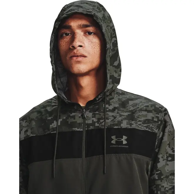 Jaqueta Sportstyle de Treino Masculina Under Armour Camo Wndbkr