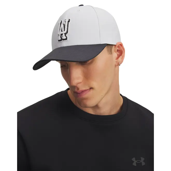 Boné Sportstyle Under Armour Essential Mid