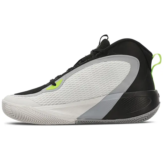 Tênis de Basquete Masculino Under Armour Swish 2