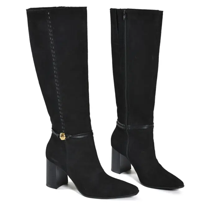 Bota de Cano Alto e Salto Bloco Feminina Via Marte Preto 357-006-01