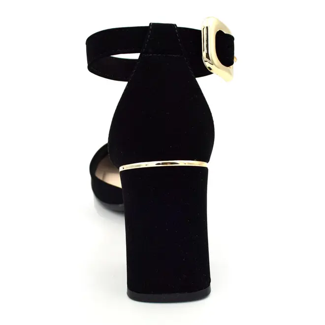 Scarpin de Salto Bloco Feminino Cazzualen Preto T7012-024