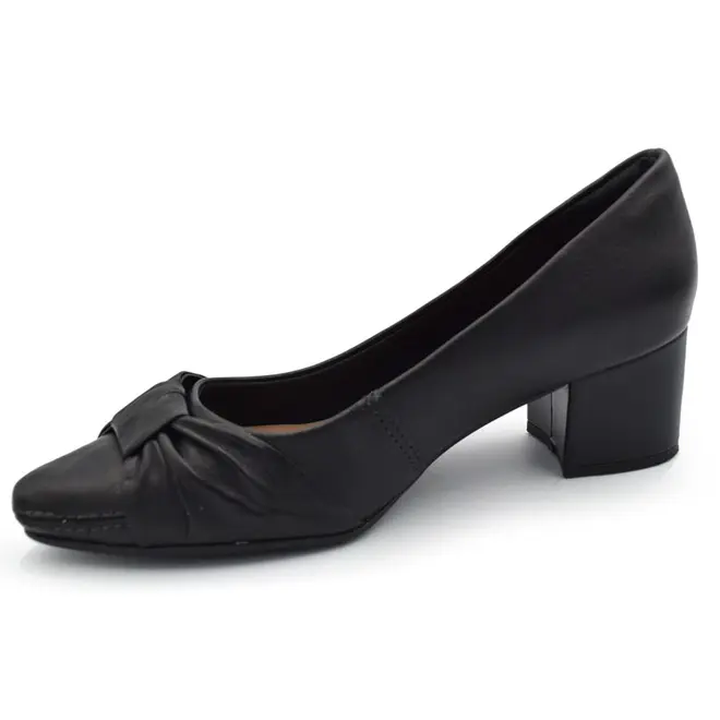Scarpin de Couro e Salto Bloco Total Comfort Ramarim Preto 2662103