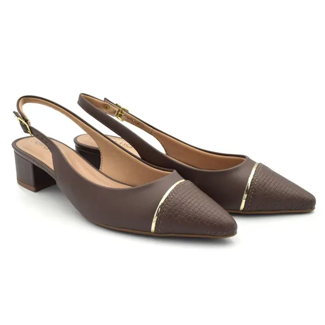 Scarpin Slingback com Salto Bloco Beira Rio Marrom 4182.237.31081