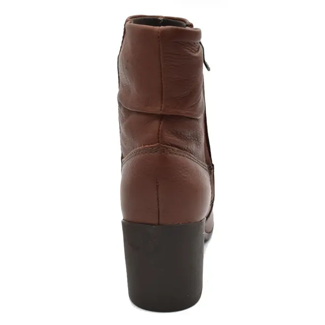 Bota Cano Curto de Couro e Salto Bloco Bottero Marrom 346907