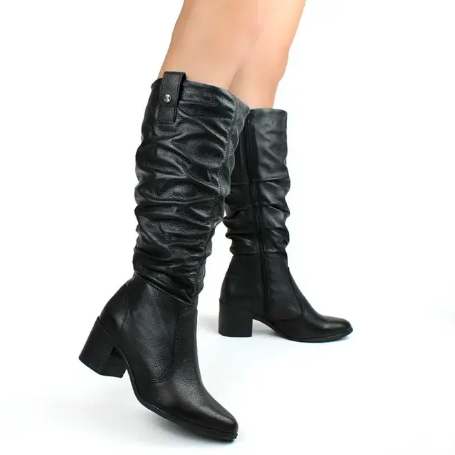 Bota Slouchy de Couro e Cano Alto Bottero Preto 346920