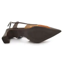 Scarpin Slingback de Salto Bloco Cazzualen Marrom 1079.9795