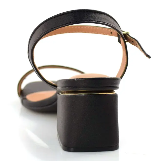 Sandália de Salto Bloco Vizzano Preto 6428101-7286