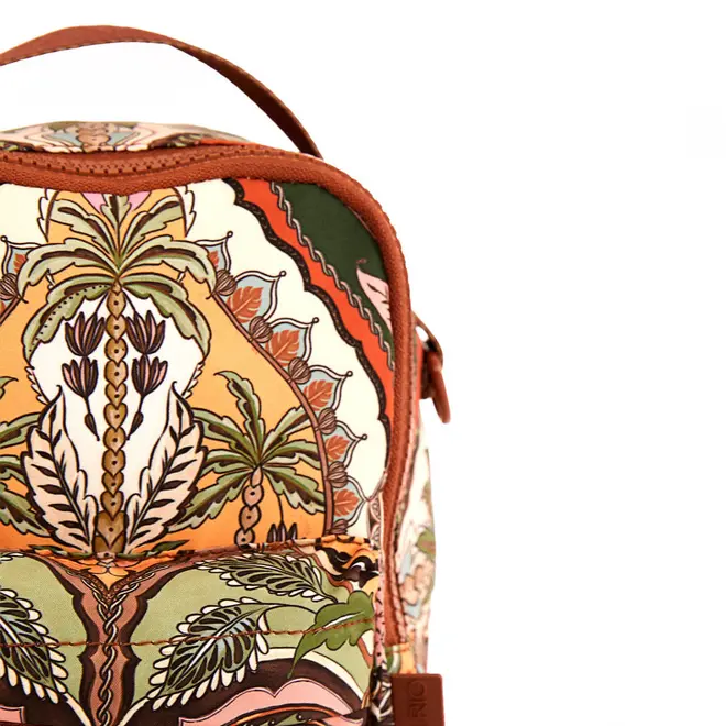 Mochila Feminina Farm Borogodó Marrom 78333806