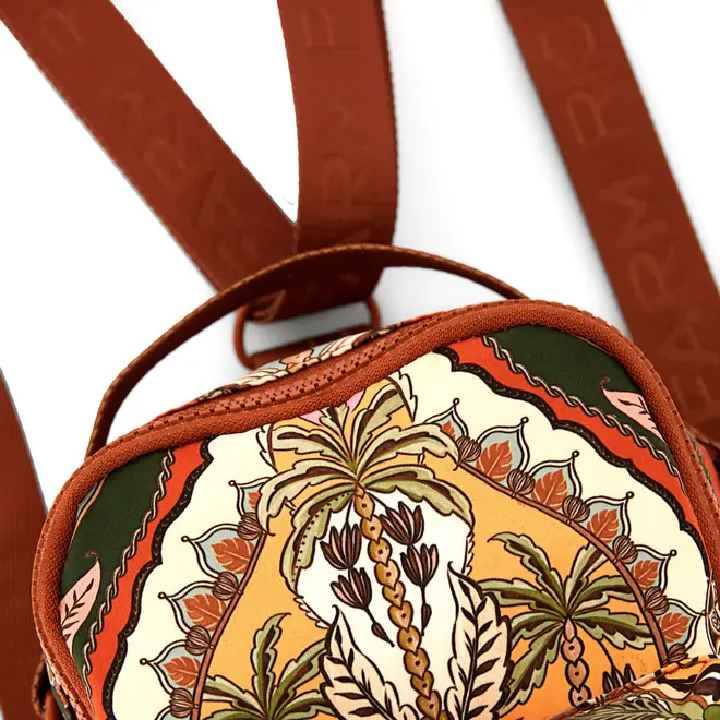 Mochila Feminina Farm Borogodó Marrom 78333806
