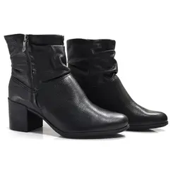 Bota Cano Curto de Couro e Salto Bloco Bottero Preto 346907