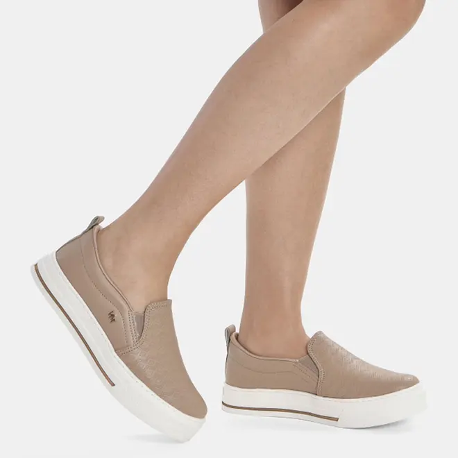 Tênis Slip On Feminino Via Marte Bege 027-007-06