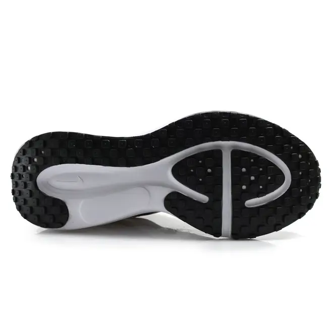 Tênis Feminino Nike Revolution 8 Preto HJ8485-001