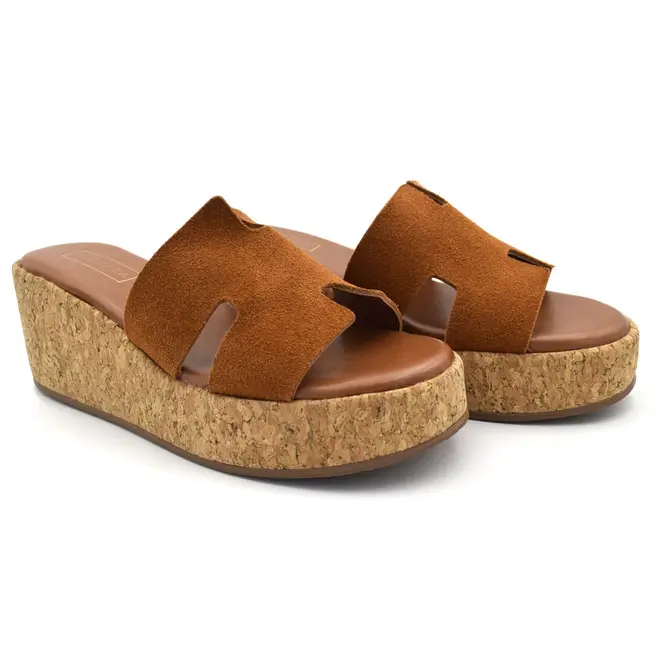 Tamanco Anabela de Couro Feminino Suzzara Marrom 569.9953