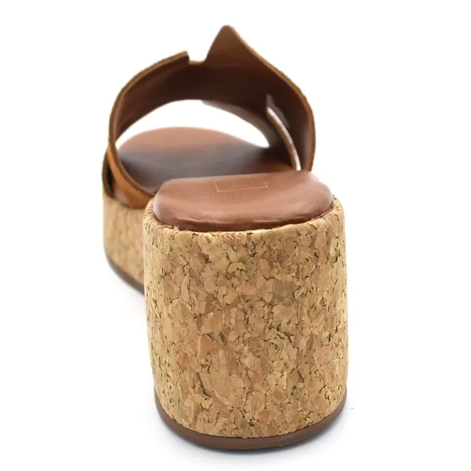 Tamanco Anabela de Couro Feminino Suzzara Marrom 569.9953