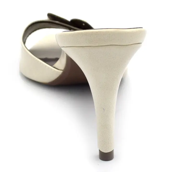 Tamanco de Salto Feminino Cazzualen Off White 804.10058