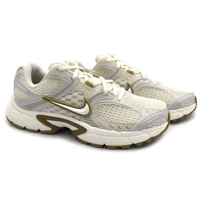 Tênis Feminino Nike V5 RNR Off White HQ7901-115