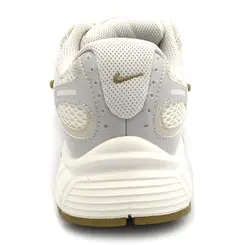 Tênis Feminino Nike V5 RNR Off White HQ7901-115