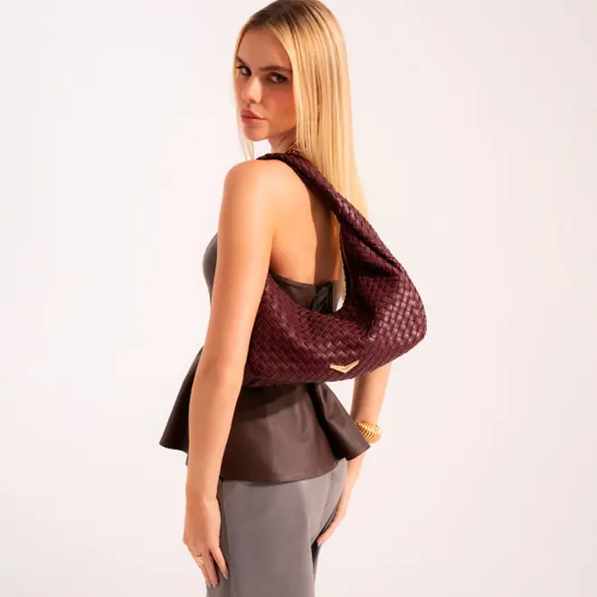 Bolsa de Ombro Feminina Via Marte Bordô B1-405-01