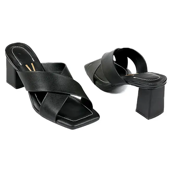 Tamanco Vizzano Tira Cruzada Preto Feminino