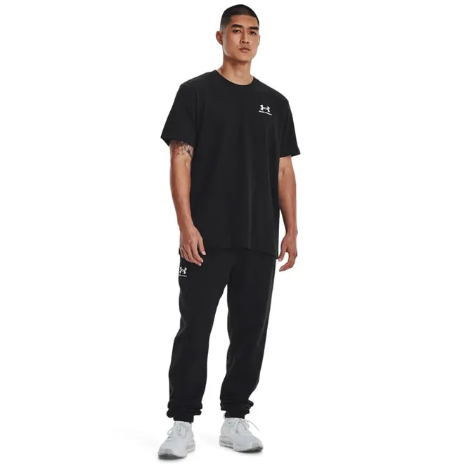 Camiseta de Treino Masculina Under Armour Logo EMB HEA