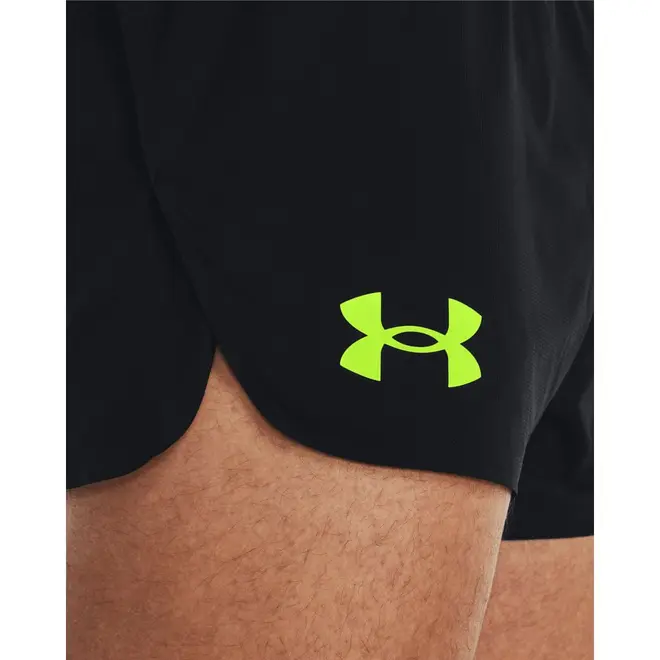 Shorts de Corrida Masculino Under Armour Lighter Than Air