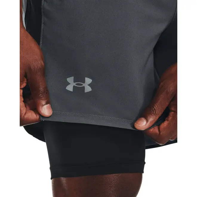 Shorts de Treino Masculino Under Armour Launch 7 2-IN-1