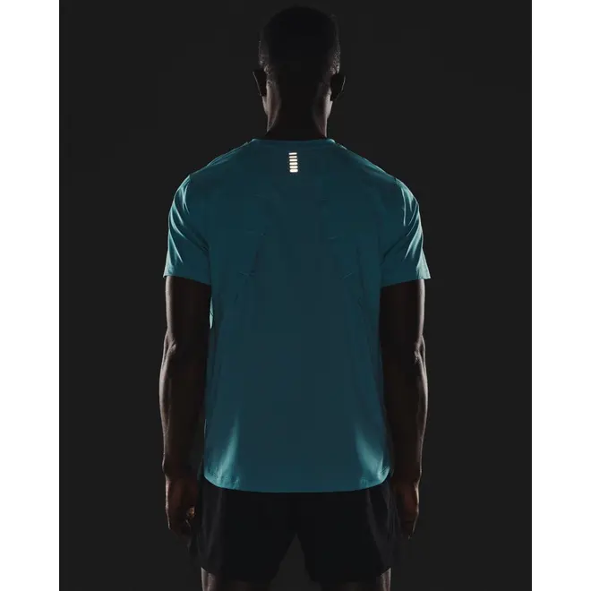 Camiseta de Corrida Masculina Under Armour IsoChill Run 200 Vent SS
