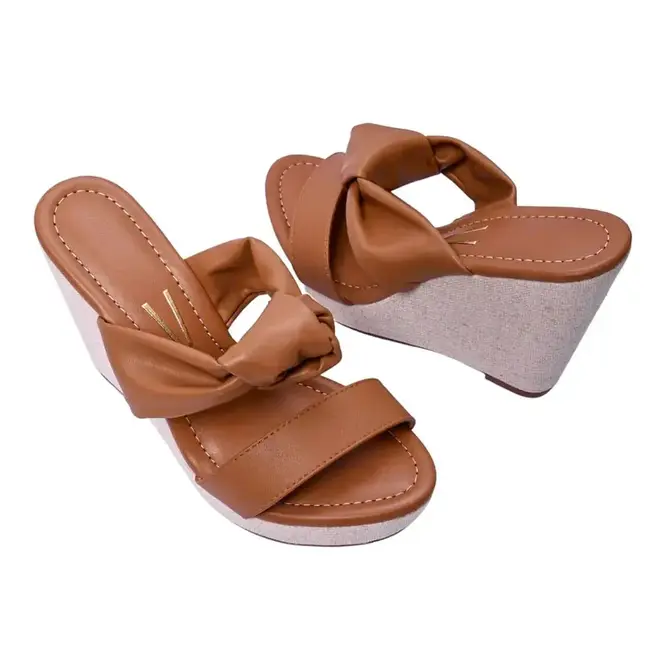 Tamanco Vizzano Plataforma Laço Marrom Feminino