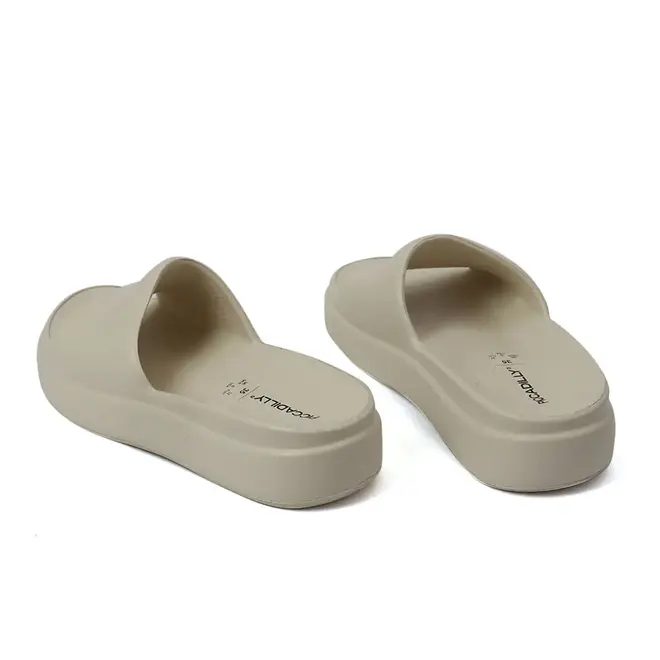 Chinelo Slide Piccadilly Off White Feminino