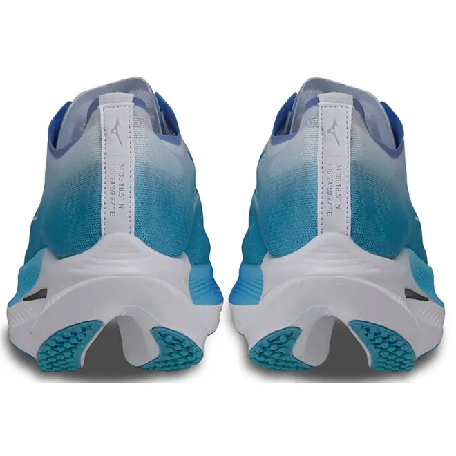 Tênis de Corrida Mizuno Wave Rebellion Pro 2