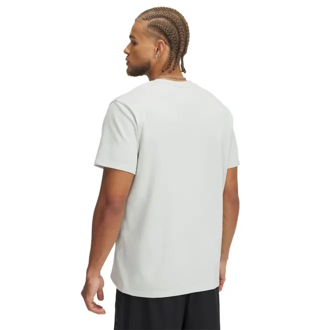 Camiseta Sportstyle Under Armour Heavyweight Label Masculina
